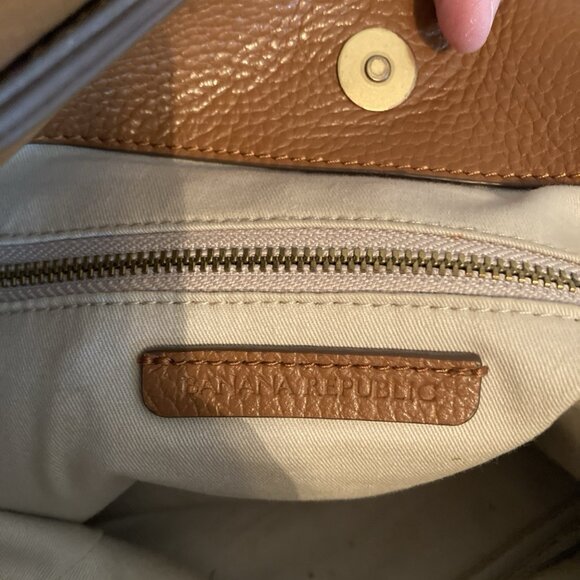 Banana Republic LARGE Bag Gold HardwareBrown Pebbled Leather Tote W/ Laptop Slv - Picture 9 of 15